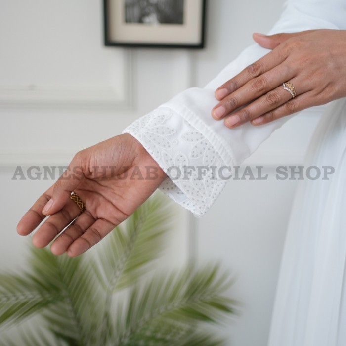 Agnes Gamis Putih Wanita Gamis Plisket Brukat Baju Muslim Wanita Busan