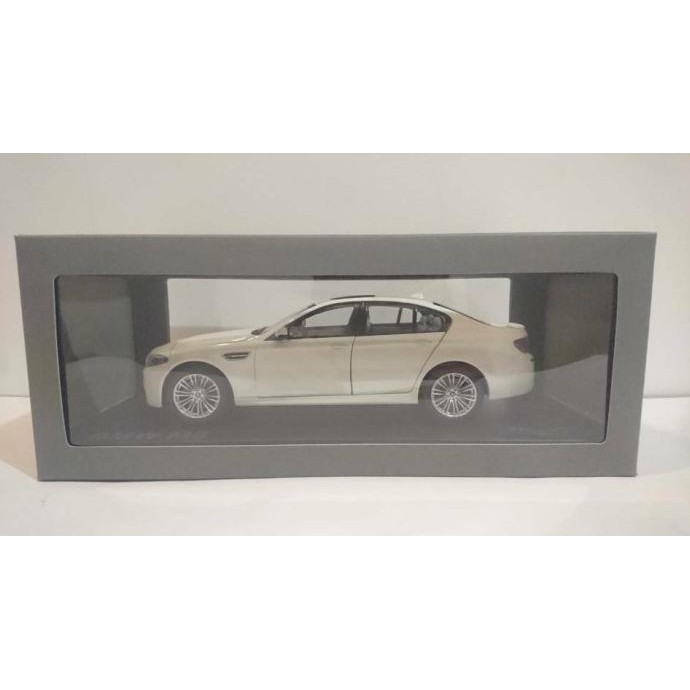 Miniatur Diecast 1/18 Paragon Bmw M5 White Not Autoart Kyosho Original