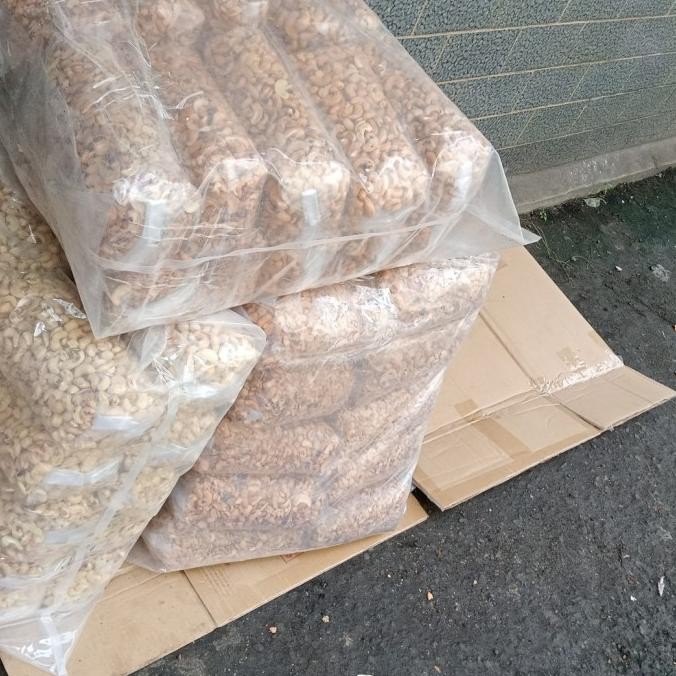 

kacang mede pecahan matang MRS02