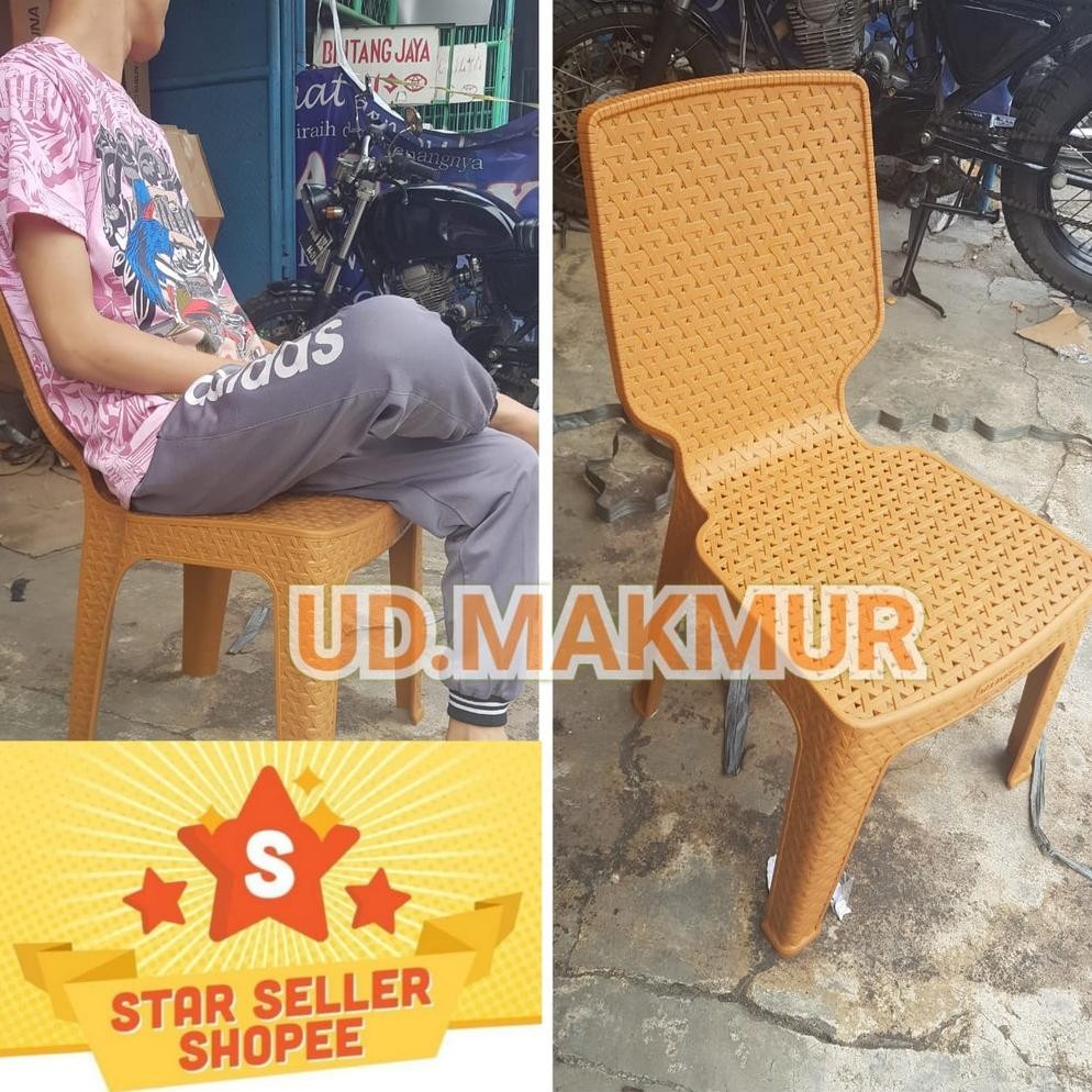 KURSI PLASTIK / KURSI SENDER PLASTIK