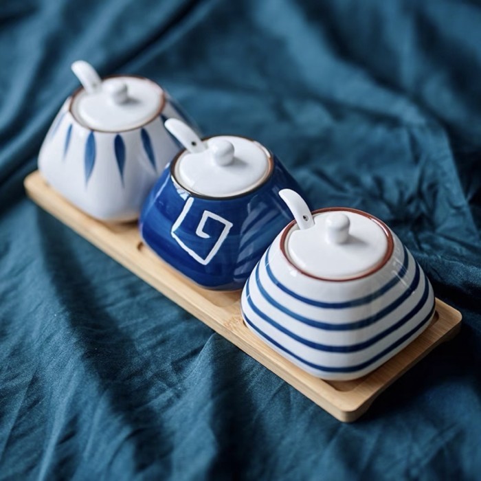 

LIMITED EDITION Japanese Blue Tempat Bumbu Dapur Keramik Oval/ Tempat Serbaguna/