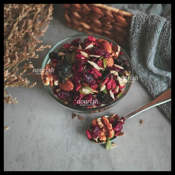 

terbaru !!! trail mix 250 gr/ snack sehat terdiri campuran kacang, buah dan biji-bijian. ready