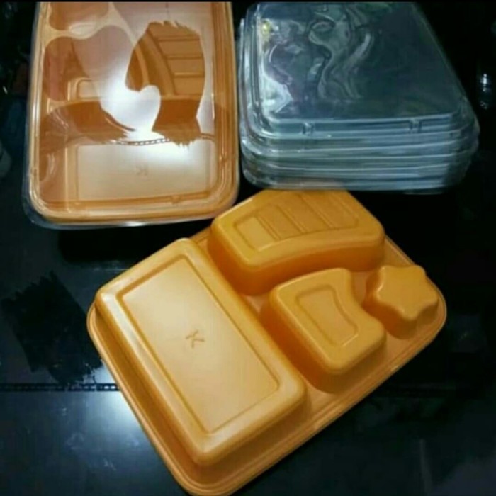 Mika Bento/Mika Kotak Makan Plastik+Tutup Transparan 4Sekat @50Pcs