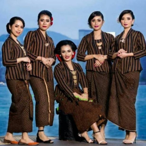 Terbaru Stelan Baju Lurik Wanita | Kebaya Lurik + Jarik Coklat | Baju Adat Best Seller