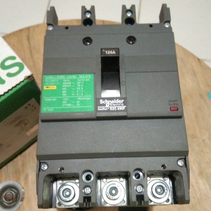 PROMO MCCB NFB EZC250F 125A DAN 160A SCHNEIDER MURAH