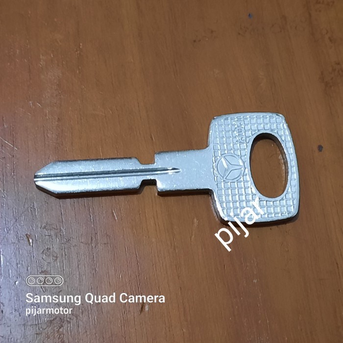 Open DS] Plat Bahan Kunci Duplikat Buta Blank Mercy Boxer W124 W140 W202 W210 Barang Langka