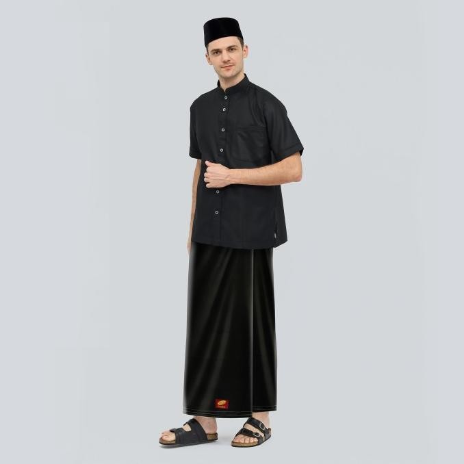 Sarung Atlas Premium 720 Original Warna Polos Hitam