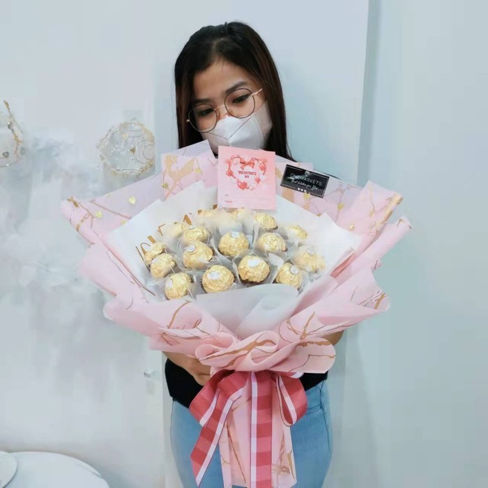 

BEB GIFT 20C - BUKET BUNGA VALENTINE / KADO BUKET COKLAT ANNIVERSARY