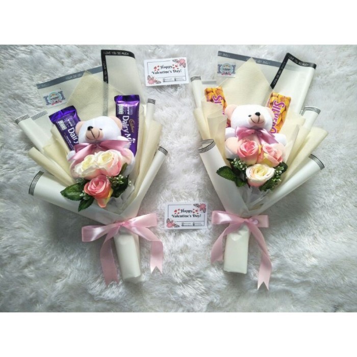 

BUKET BUNGA ARTIFICIAL BONEKA COKELAT VALENTINE SEMARANG BUKET