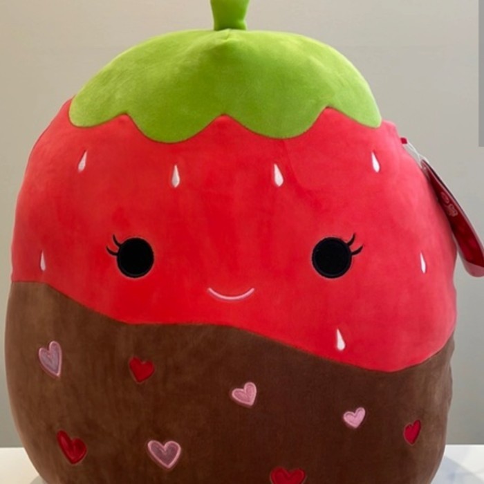 

BIG SQUISHMALLOWS SCARLET STRAWBERRY CHOCOLATE DIPPED VALENTINE 50CM