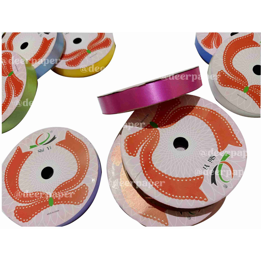 

Pita Warna Warni Bahan Plastik