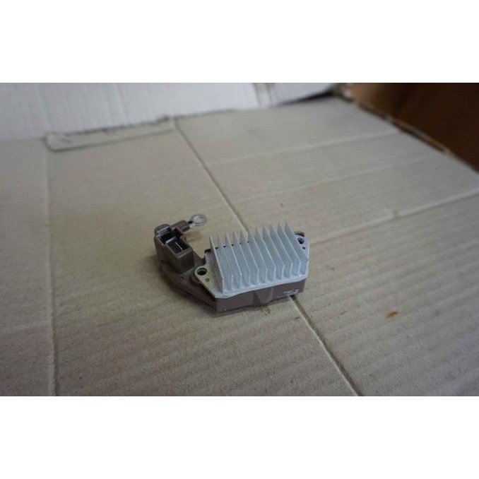 ECU & Kelistrikan Mobil IC Voltage Regulator Suzuki Carry 1.0/Daihatsu Zebra 1.3