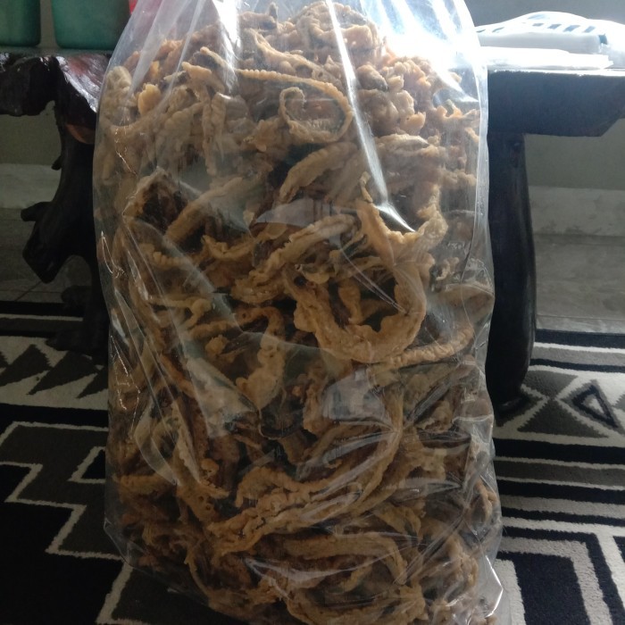 

CUCI GUDANG keripik belut 1kg/peyek belut/keripik lindung/belut goreng