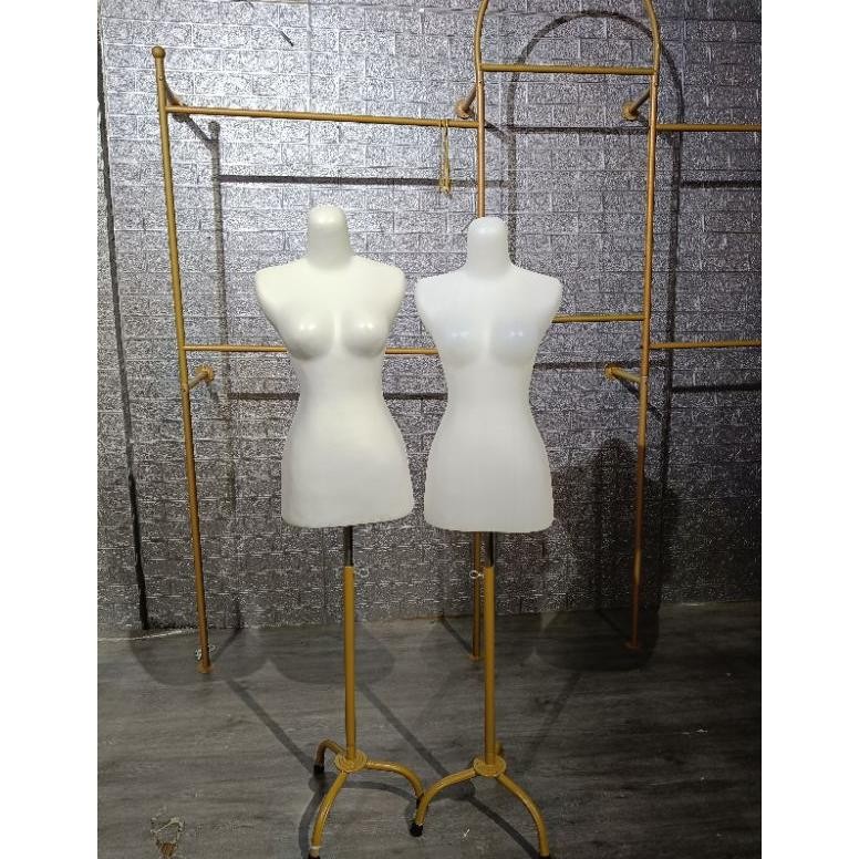 CR - patung cewek dm bening// patung cewek dm butek// dm bening// dm butek// dm kaki besi TERLARIS