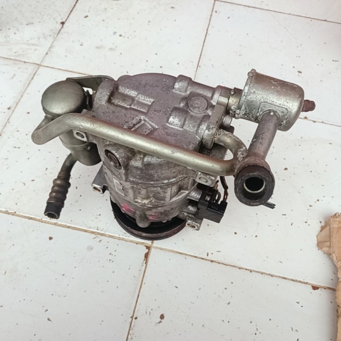 COMPRESOR / KOMPRESOR AC MERCEDES BENZ MERCY C180 W202 447100-2482