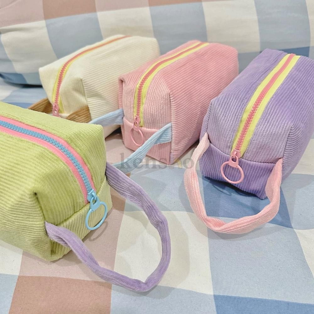 

Be09 KENSHO Kotak Pensil Sleting Motif Corduroy Handle Pastel / Pouch Makeup Aesthetic / Tas Aksesoris Wanita Lucu Import / Zipper / Plain Viral