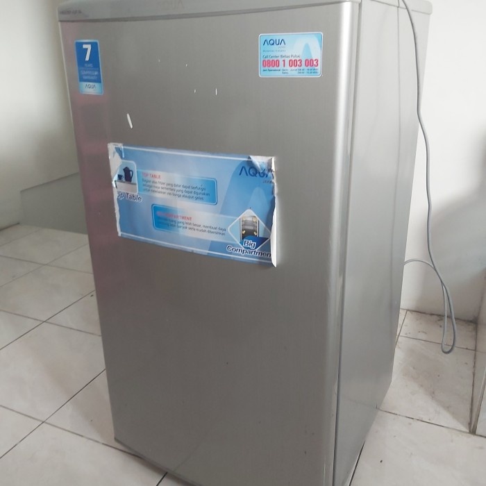 KULKAS FREEZER AQUA 4 RAK
