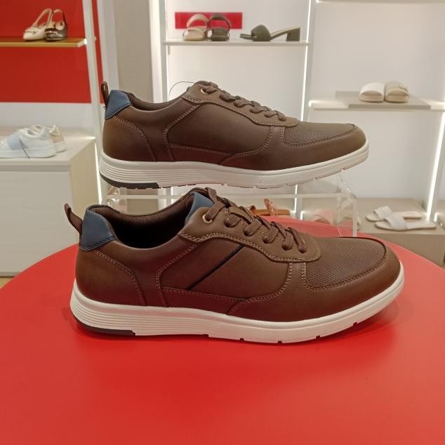 Bata Red Label Sepatu Sneakers Pria 8609006