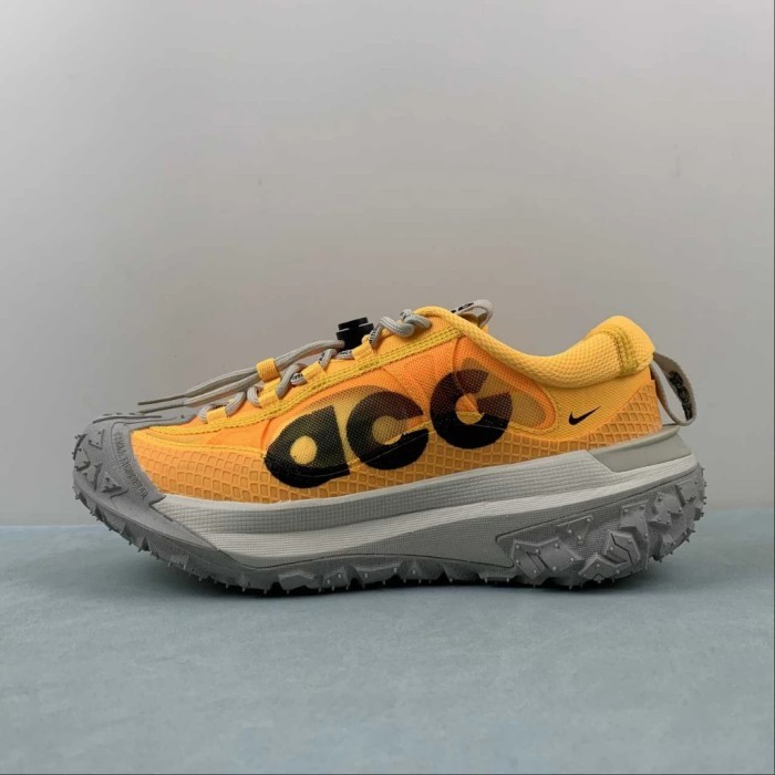 Nike ACG Mountain Fly 2 Original - yellow