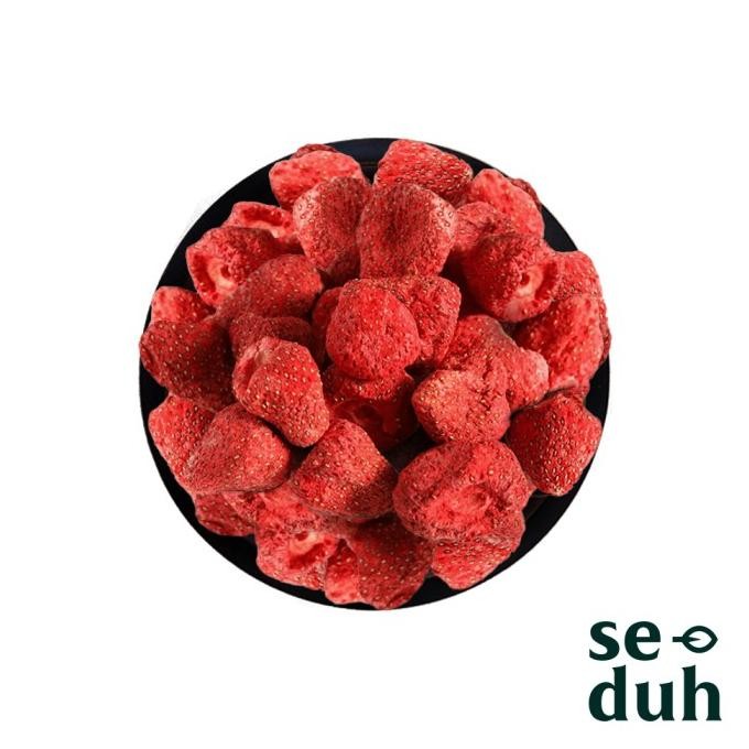 

Buah stroberi kering utuh / freeze dried strawberry fruit 500 gram