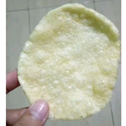 

Cap Bintang krupuk beras bawang mentah 1 kg