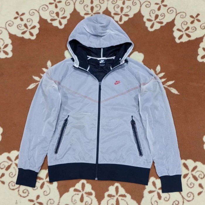 JAKET NIKE POLOS CASUAL BERHOODIE SZ XL SPORTWEAR ORIGINAL