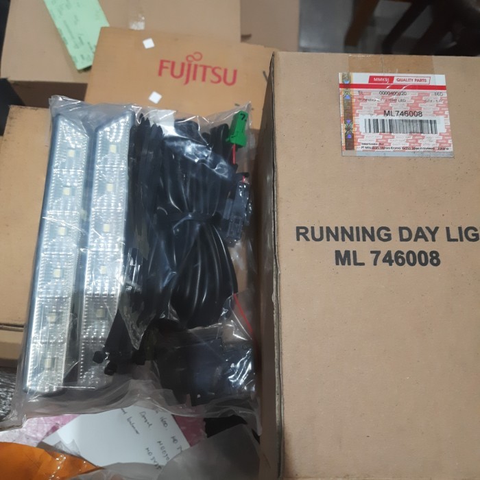 LAMPU DRL MITSUBISHI OUTLANDER SPORT 2012-2014AWAL ASLI ORIGINAL