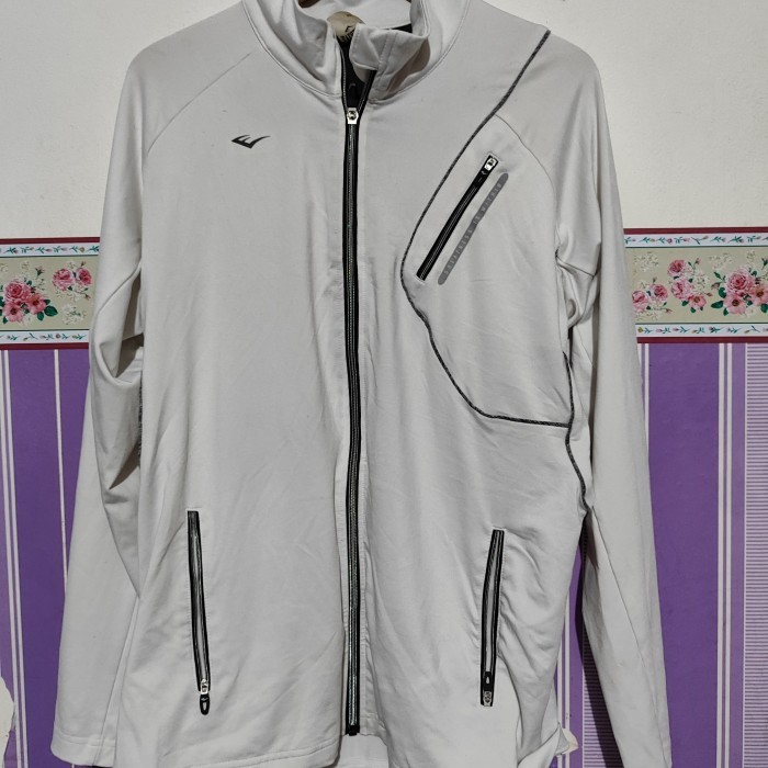 JAKET RUNNING BRAND EVERLAST