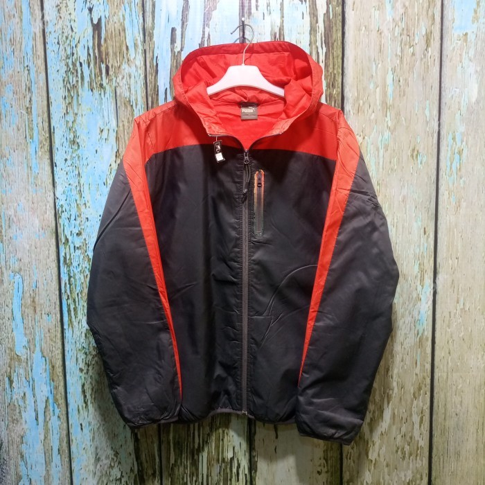 JAKET OUTDOOR / OLAHRAGA PUMA KEREN SIZE XL ( P : 72CM X L : 60CM ) JAKET BAGUS MURAH