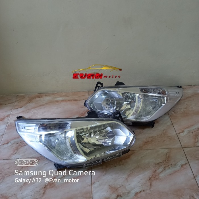 HEADLAMP LAMPU DEPAN CHEVROLET SPIN