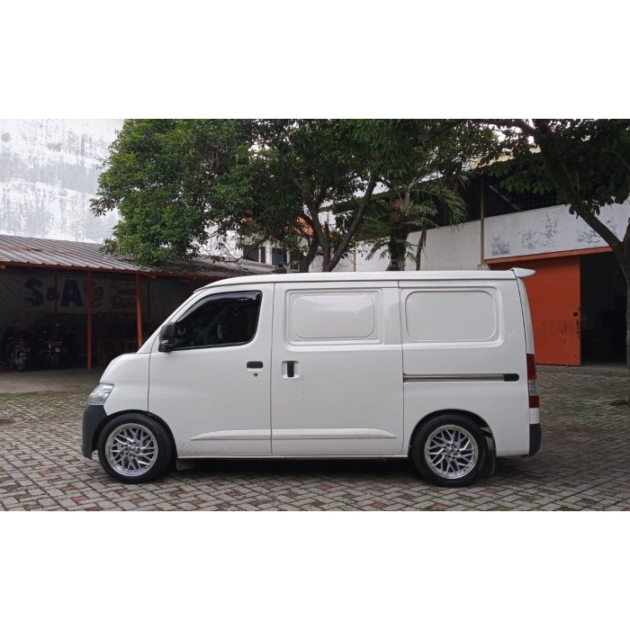 paket velg dan ban mobil grand max ring 16 HSR SEPULU plush ban