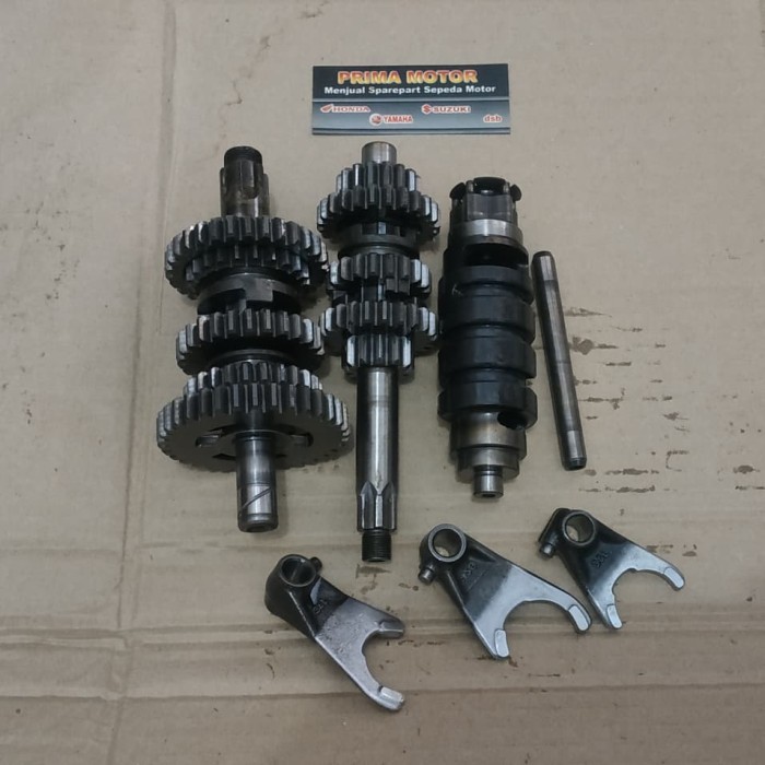 {Bekas} GEAR GIGI MESIN RX KING SET DRUM OVERAN RX KING SET ORI COPOTN ISTIMWA Berkualitas