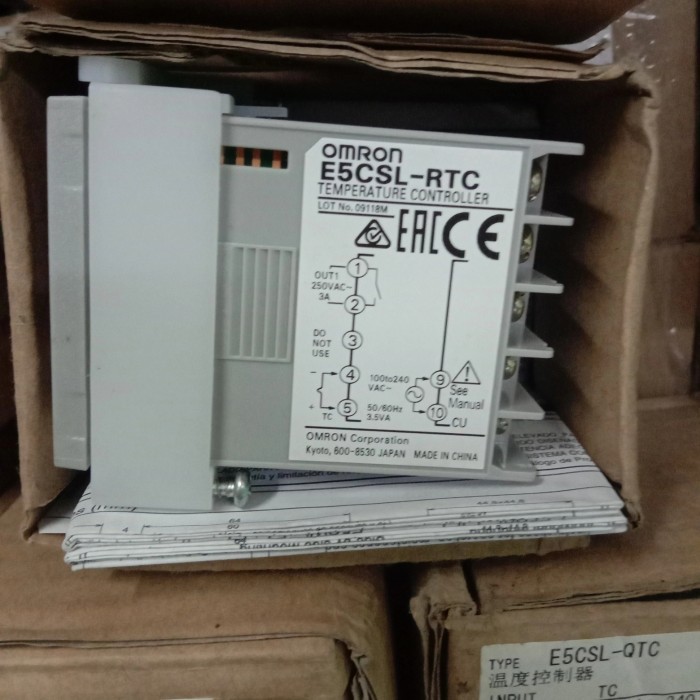 READY temperature controller omron E5CSL-RTC