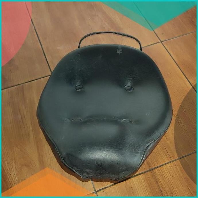 Jok depan Benelli PE Original  140BZ4 tools