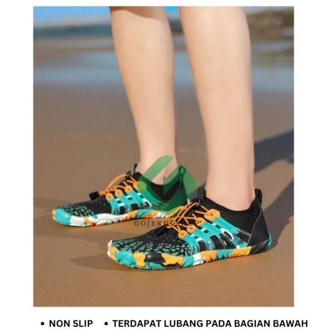 Sepatu Pantai Pria Wanita Anti Licin / Sepatu Hiking Anti Air