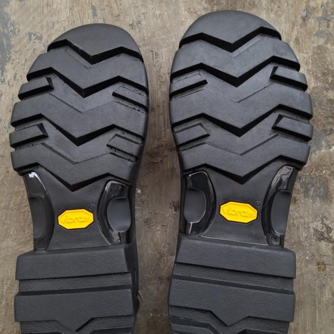 sole / sol sepatu vibram boots