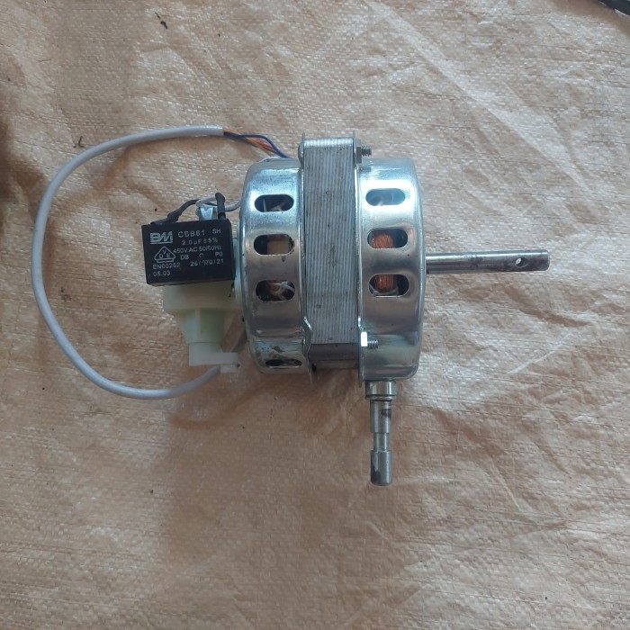 DINAMO KIPAS ANGIN MIYAKO WALL FAN/DINDING 18 INCH