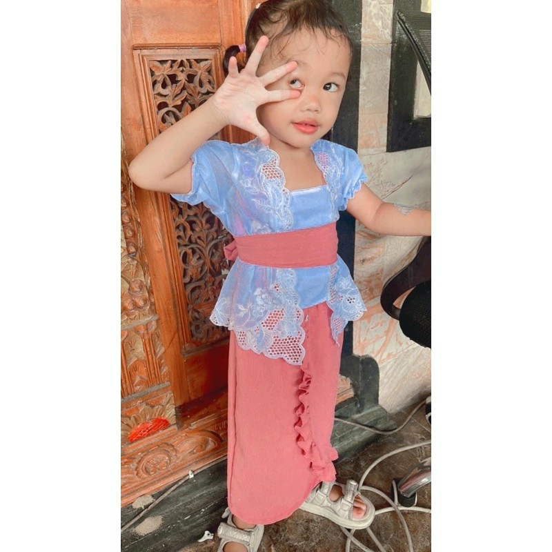 kebaya jadi bordir anak perempuan kebaya jadi anak perempuan bali