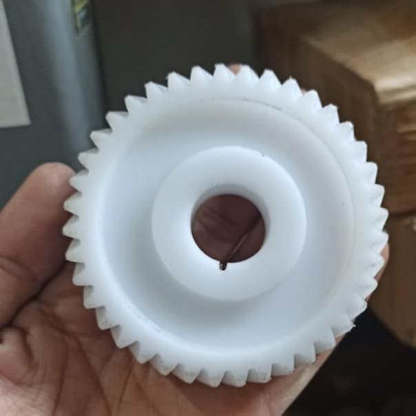 Cuci Gudang Gear Plastik Mesin Polisher