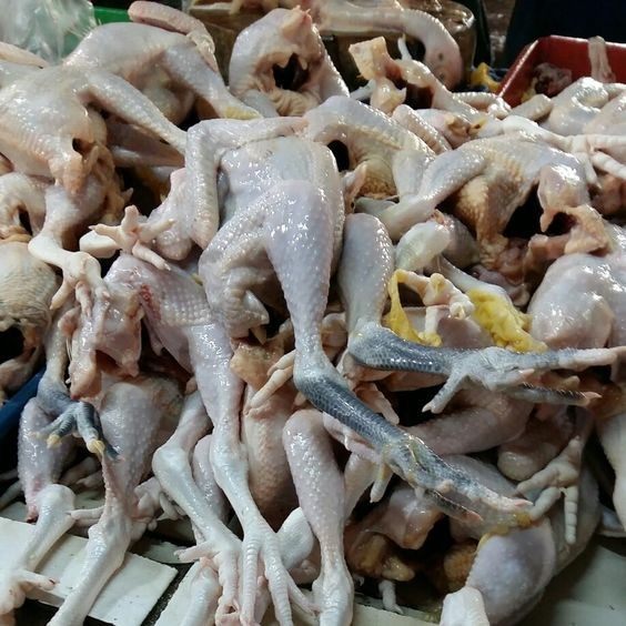 

Ayam kampung biasa segar ukuran 700 gram