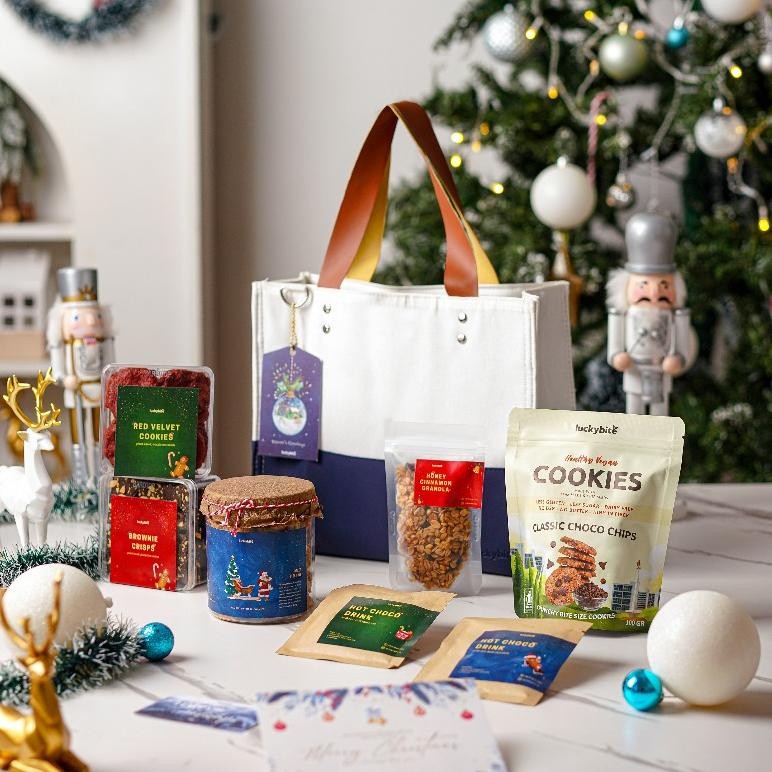 

Hampers Natal / Christmas Hampers / Parcel Natal - Premium Canvas Bag - Set Holiday - Luckybite