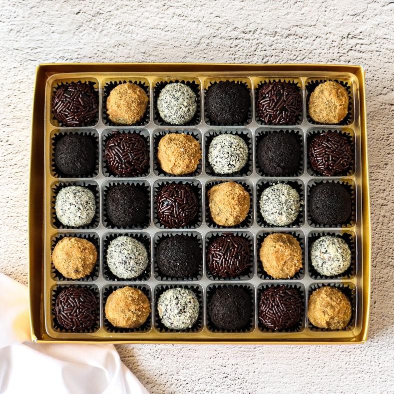 

Kartoshka Cake - Russian Cake Balls Halal