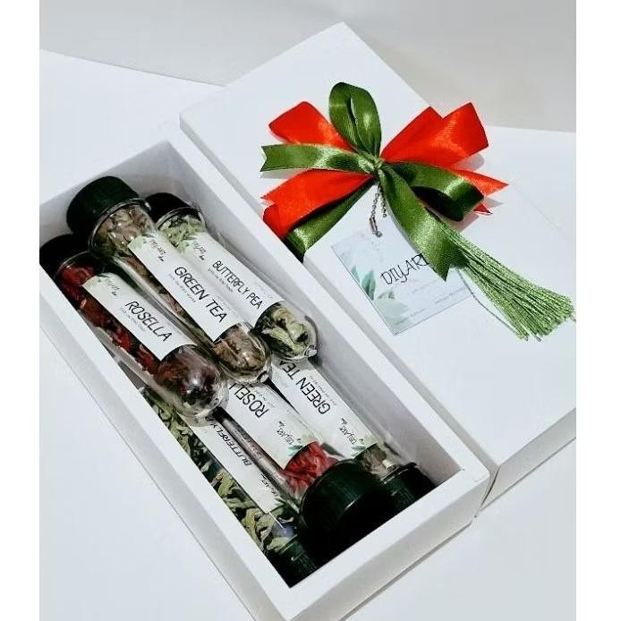 

Hampers 6Pcs Flower Tea Artisan Tea In Tube (Bisa Custom & Grosir): Chamomile, Rosella, Butterfly Pea, Peppermint, Green Tea, Lemongrass