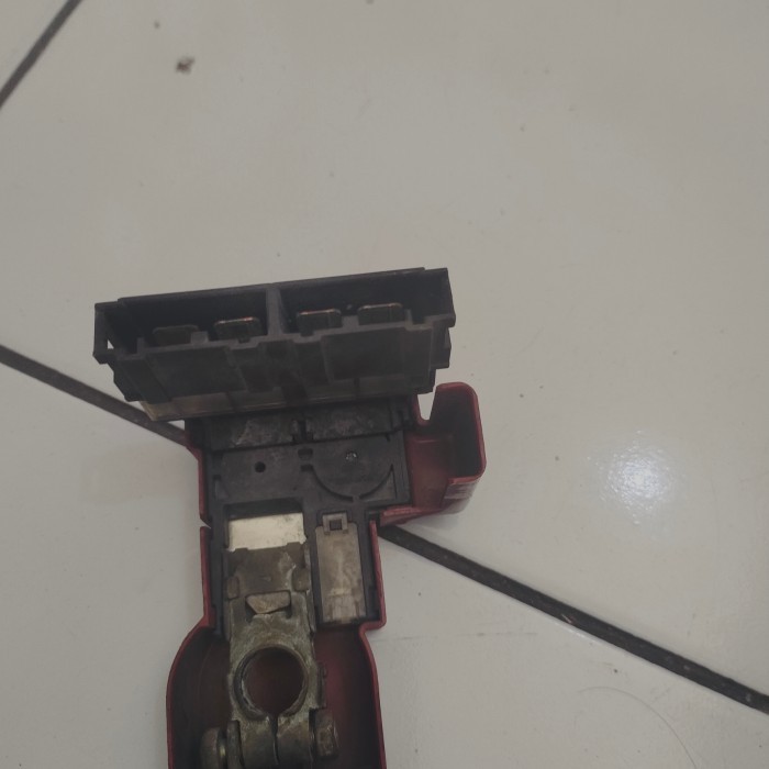 FUSE sekering aki ertiga