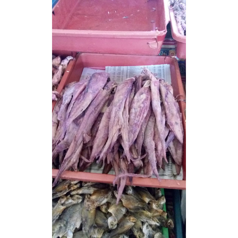 

Cumi asin super 250 gr