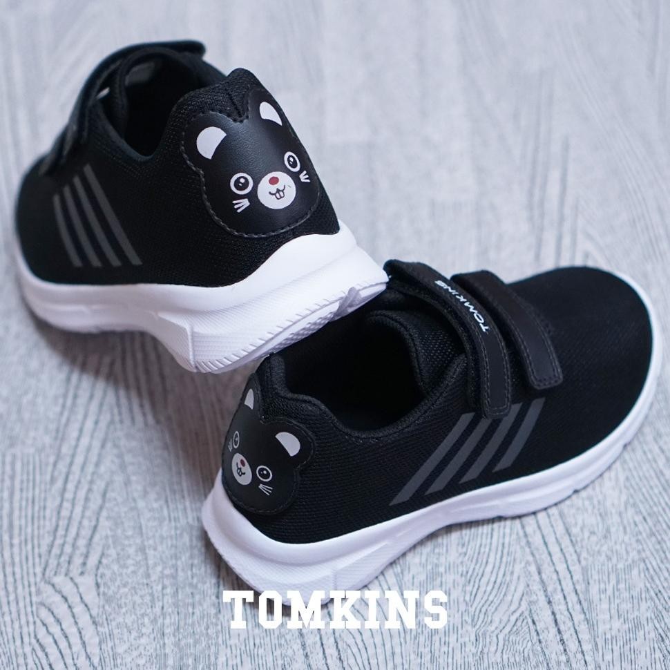 Sepatu Sekolah Anak Perempuan Tomkins Sd Strays - Black White Sepatu Anak Cewek
