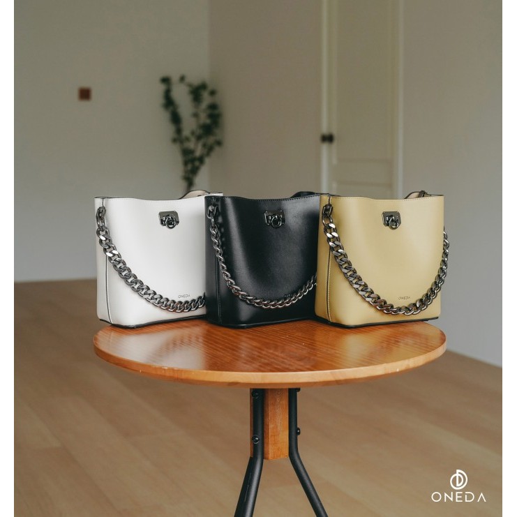 BIG SALE Oneda Esther Tas Rantai Bahu Selempang Wanita #A5031