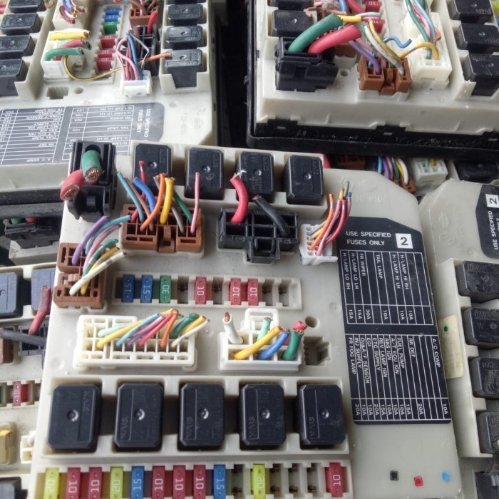 IPDM FUSE BOX SEKRING GRAND LIVINA L10 ORIGINAL GARANSI