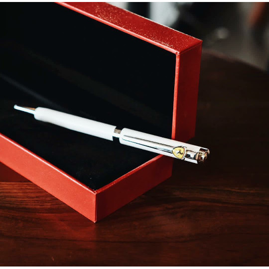 

Ready Sheaffer Ferrari White F9516 BP