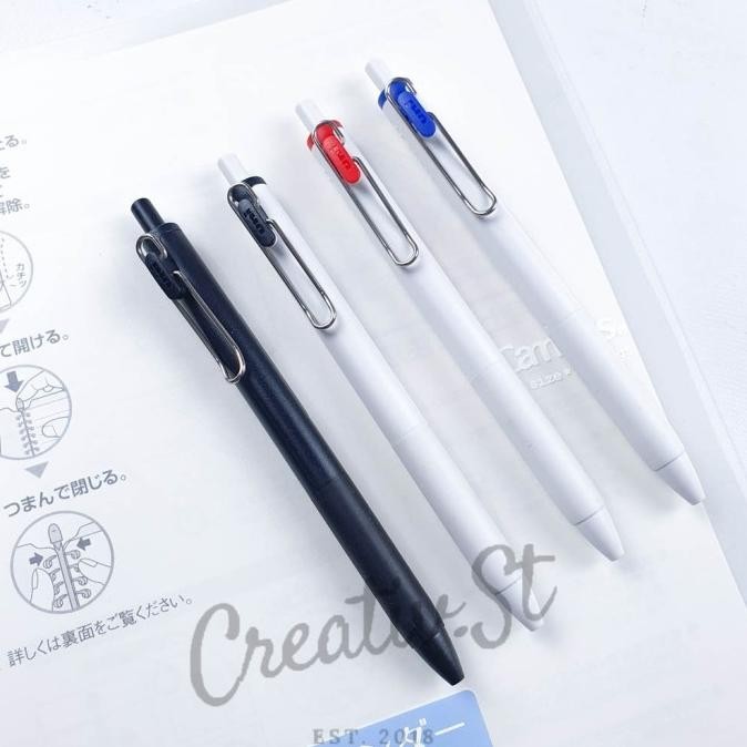 

BEBAS ONGKIR - Uni Ball One Gel Pen - 0.5 mm UMN-S-05